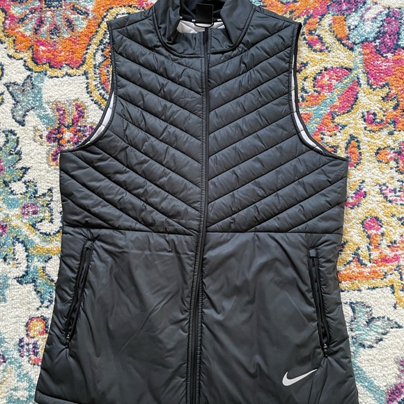 nike aero jacket